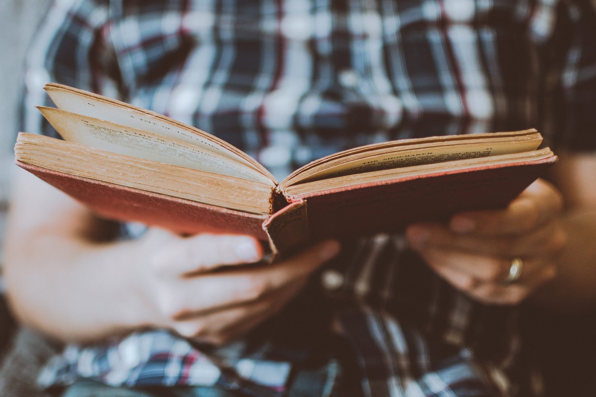 Un recorrido de la literatura a través de la imagen Un recorrido de la literatura a través de la imagen